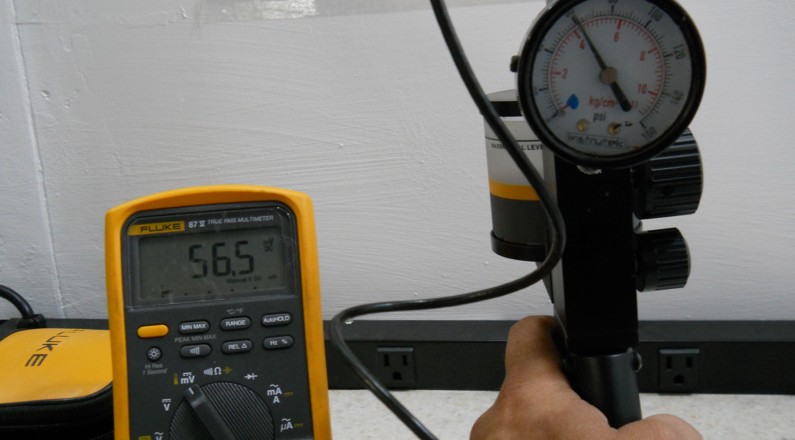 Metodo de comparacion directa calibración de manómetros